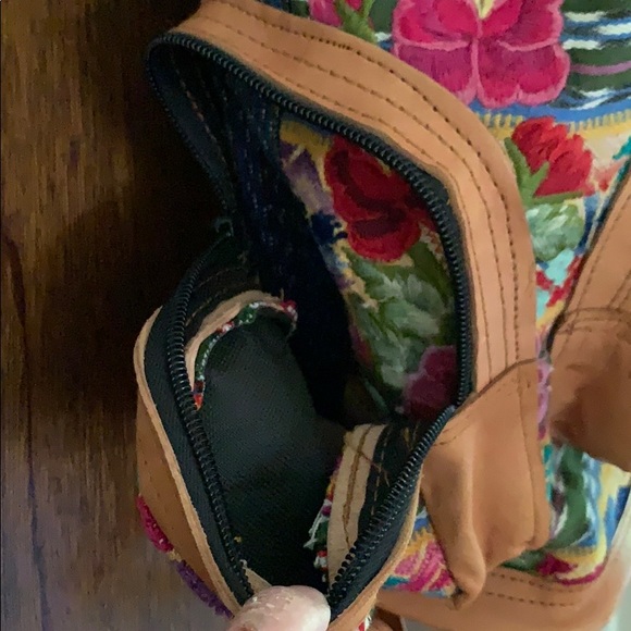 Backpack - Picture 6 of 10